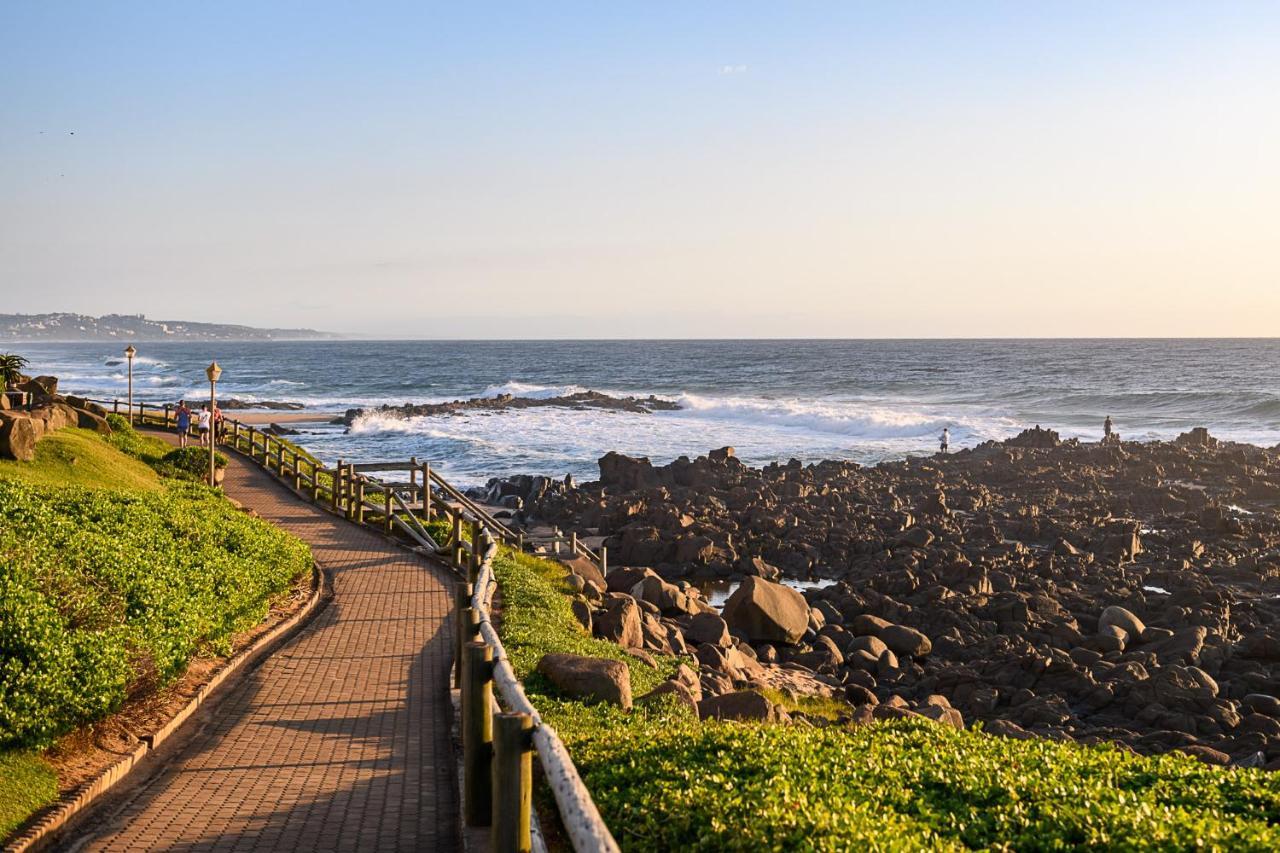 Le Paradis, Self-Catering Beachfront Apartments Ballito Bagian luar foto